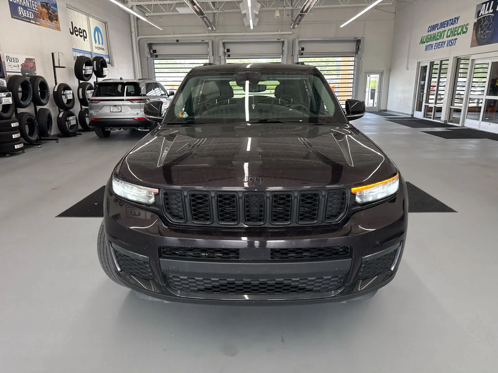 Used 2022 Jeep Grand Cherokee L Limited with VIN 1C4RJKBG5N8546098 for sale in Kansas City