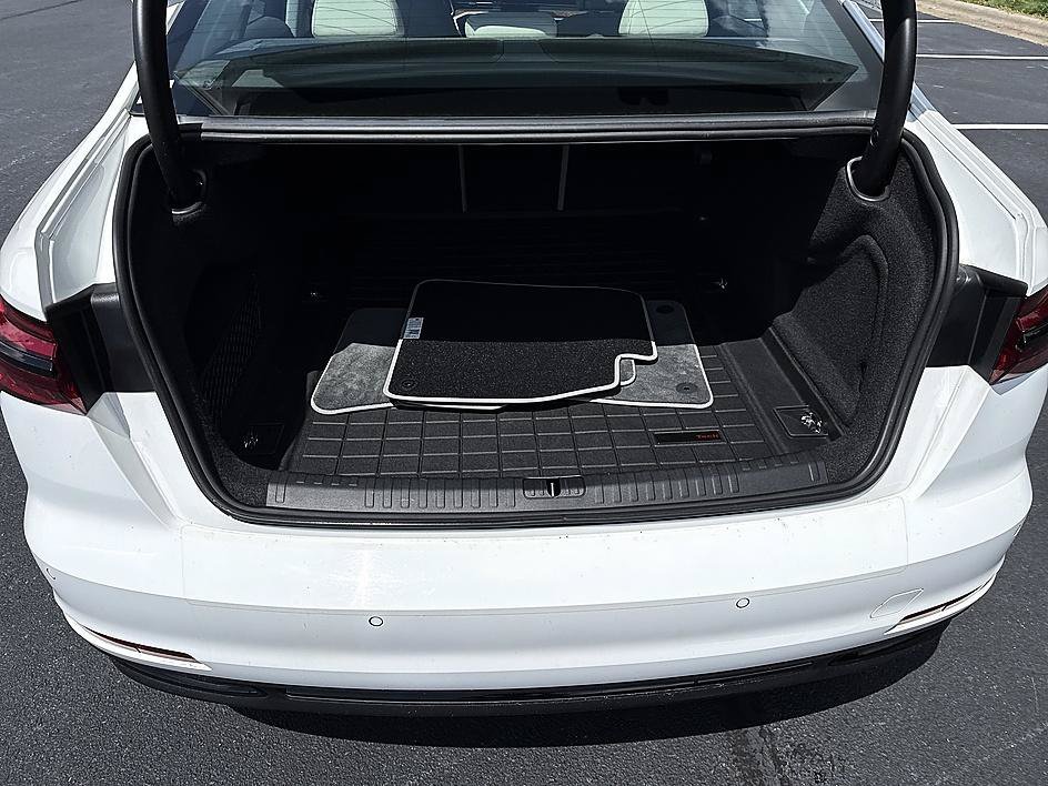 Used 2021 Ibis White Audi Sport Premium image 21