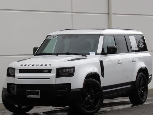 2024 Land Rover Defender 130 X-Dynamic SE P400's photo