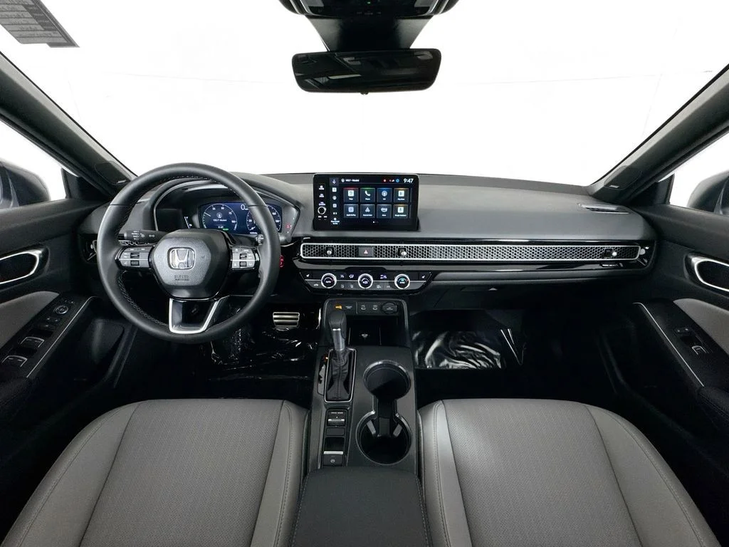 2026 Honda Civic Hatchback Sport Touring - Photo 7