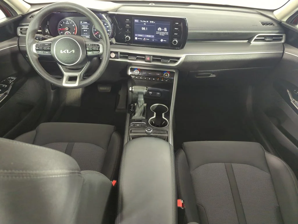 Used 2023 Red Kia LXS image 15