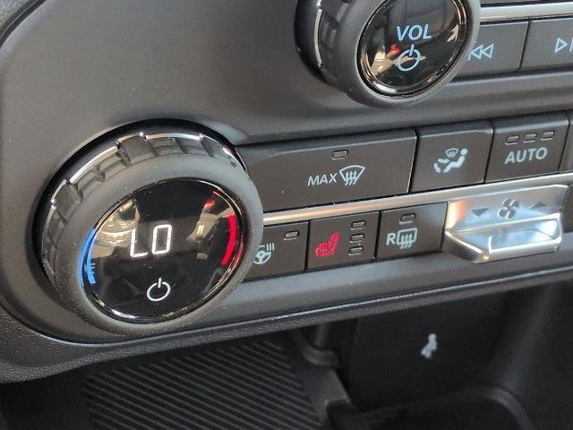 New 2026 Avalanche Gray Ford Outer Banks® image 21