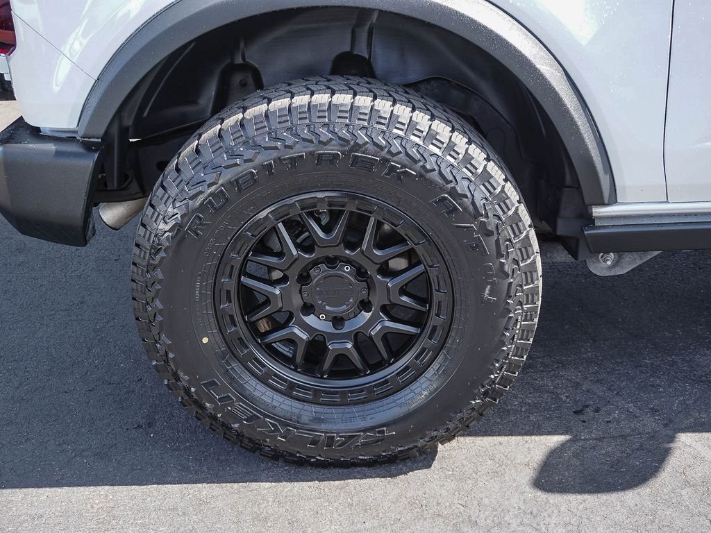 Used 2023 White Ford Base image 9