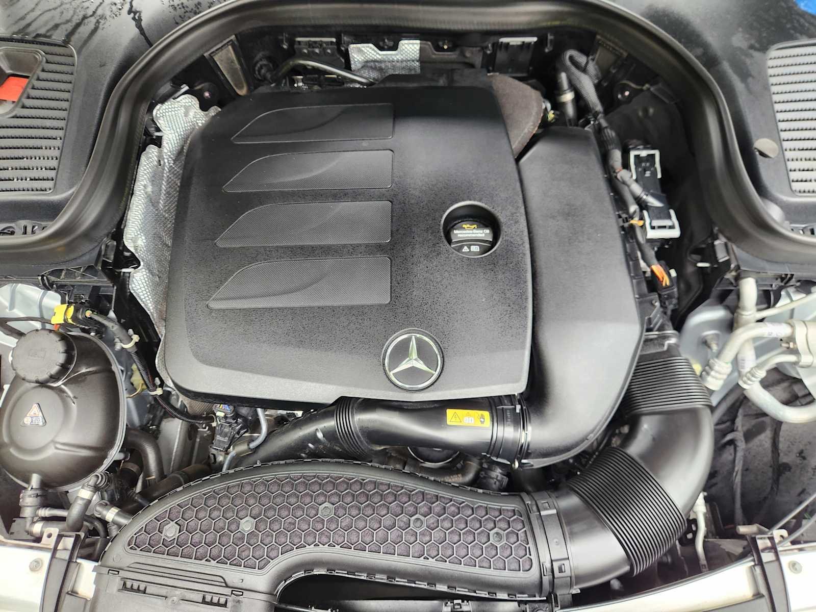 Certified Used 2021 Cirrus Silver Metallic Mercedes-Benz GLC 300 image 30