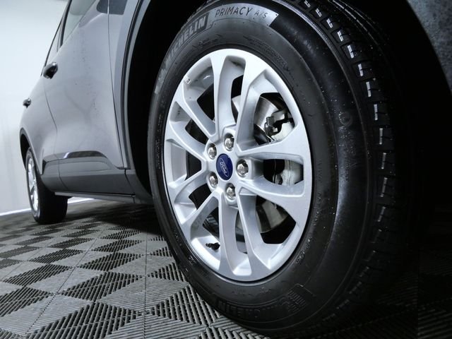 Used 2022 Ford Escape SE with VIN 1FMCU0G66NUB80494 for sale in Apple Valley, Minnesota