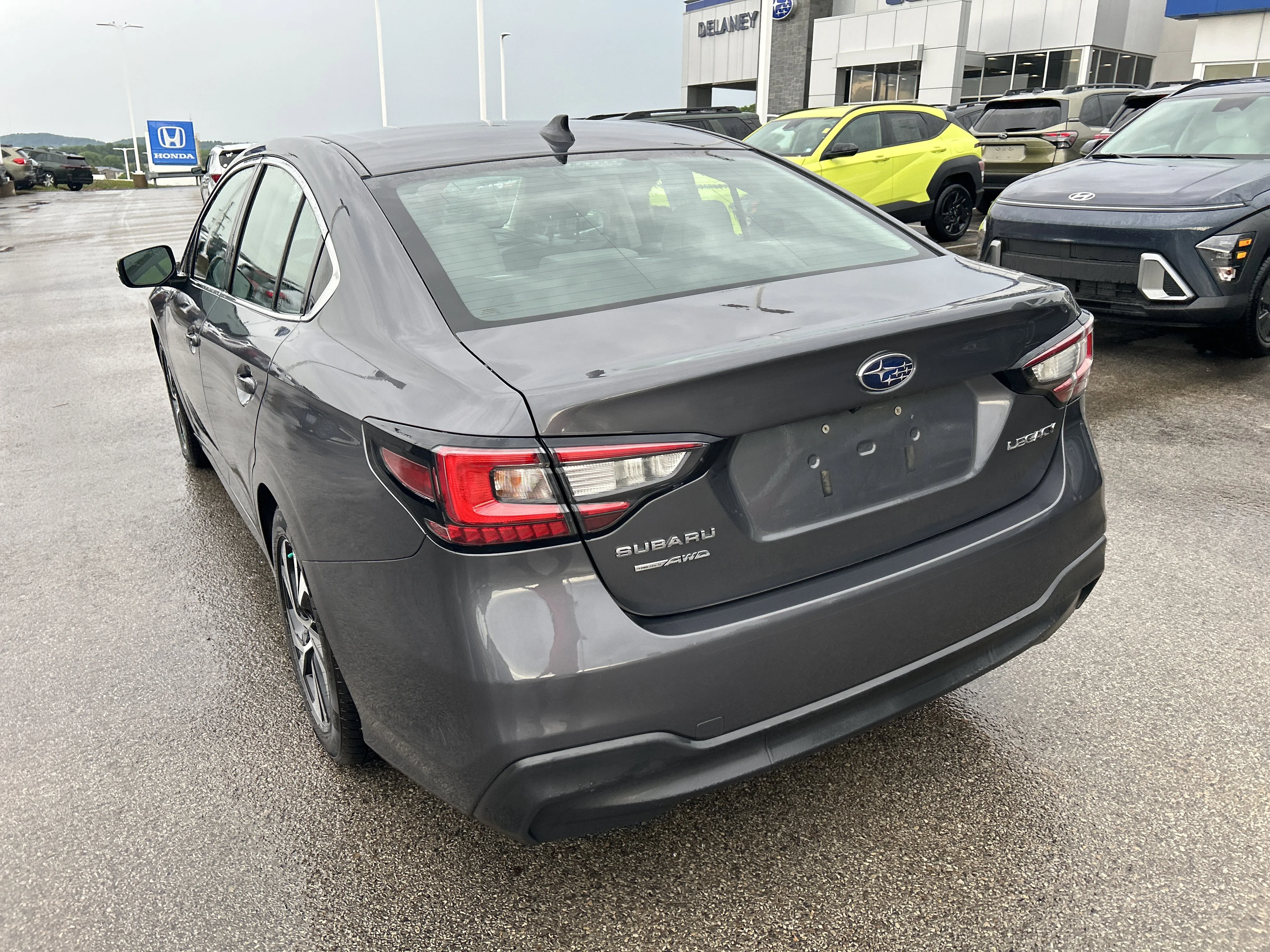 Used 2020 Magnetite Gray Metallic Subaru Premium image 6