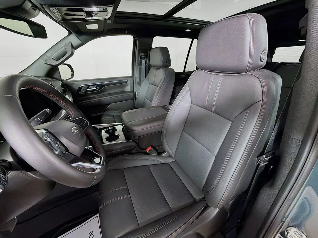 Used 2025 Cypress Gray Chevrolet RST image 12