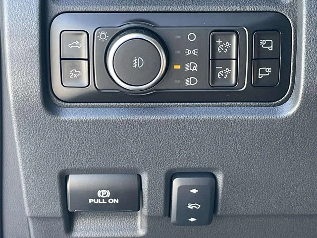 New 2026 White Ford Lariat image 25