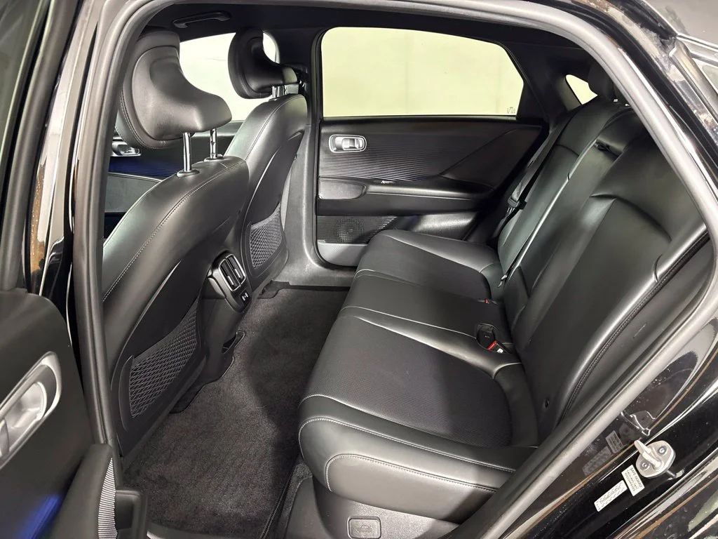 Used 2023 Black Hyundai SEL image 27
