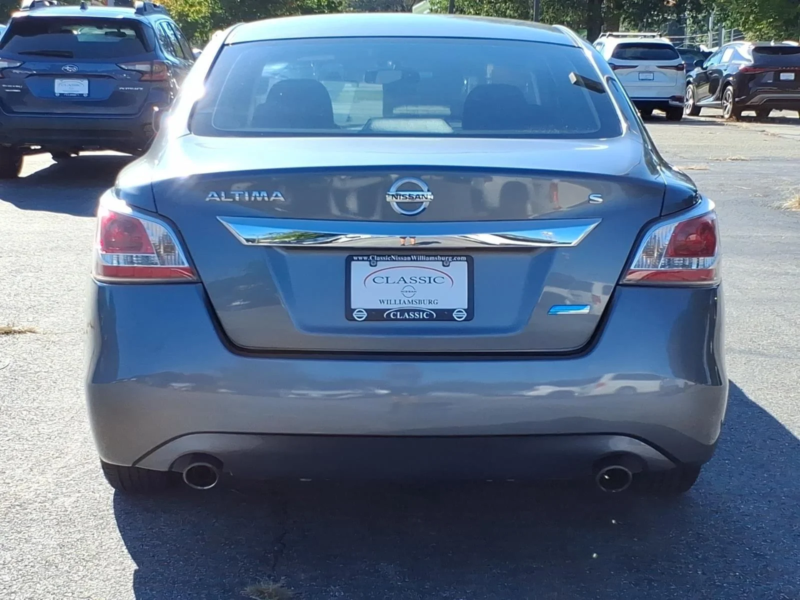 Used 2014 Gun Metallic Nissan 2.5 S image 8