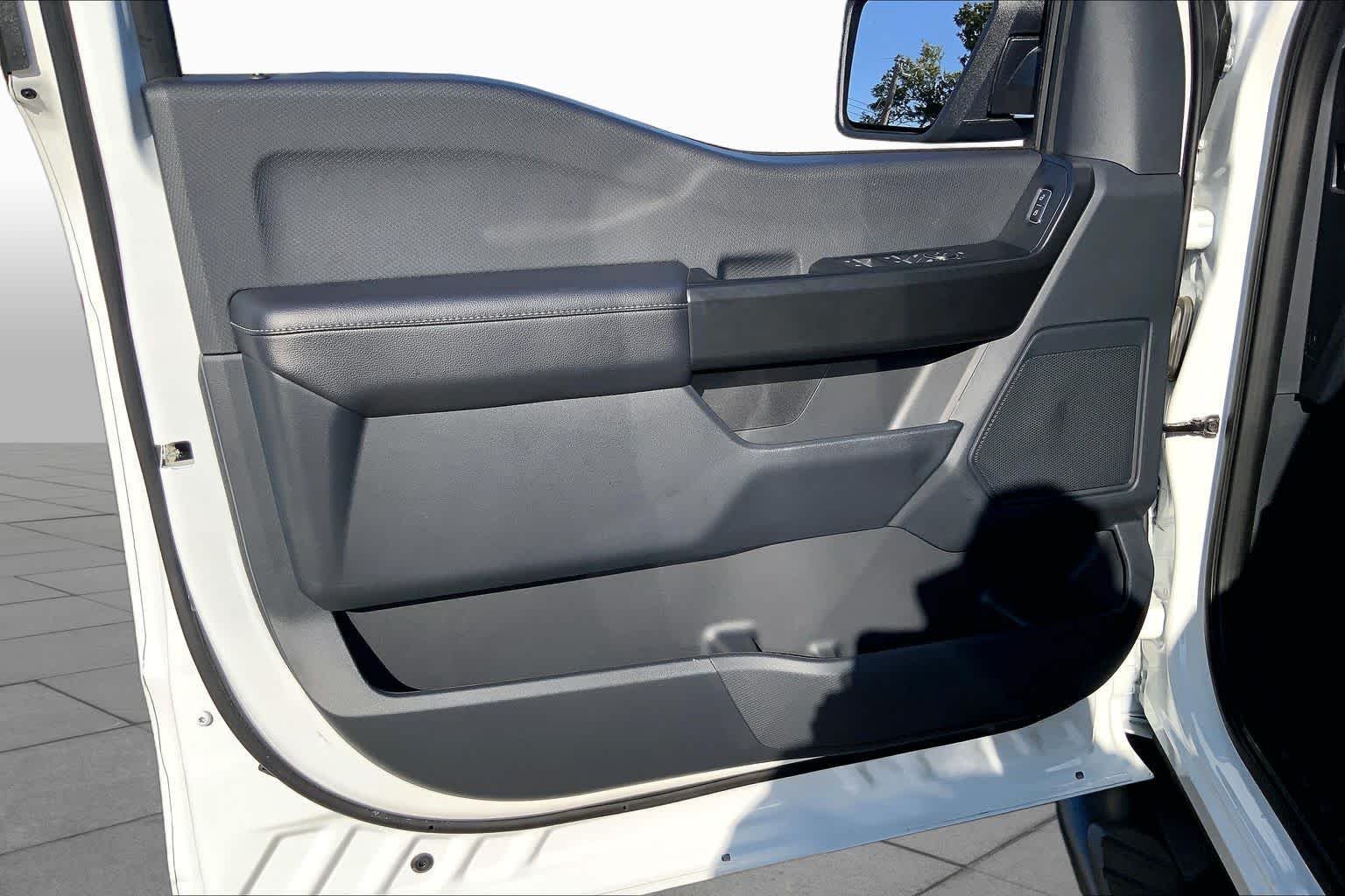 Used 2025 Oxford White Ford STX image 21