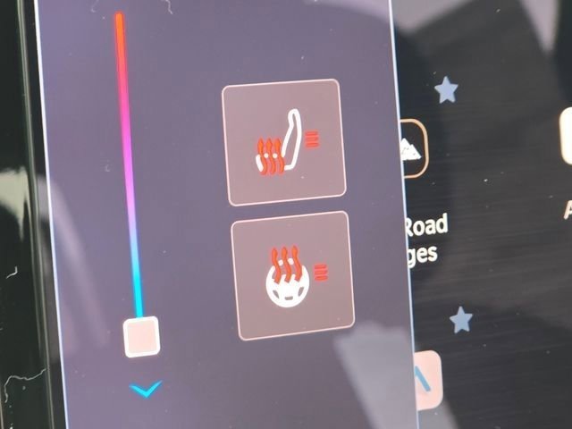 New 2026 Molten Red Pearl-Coat Exterior Paint RAM Big Horn image 15