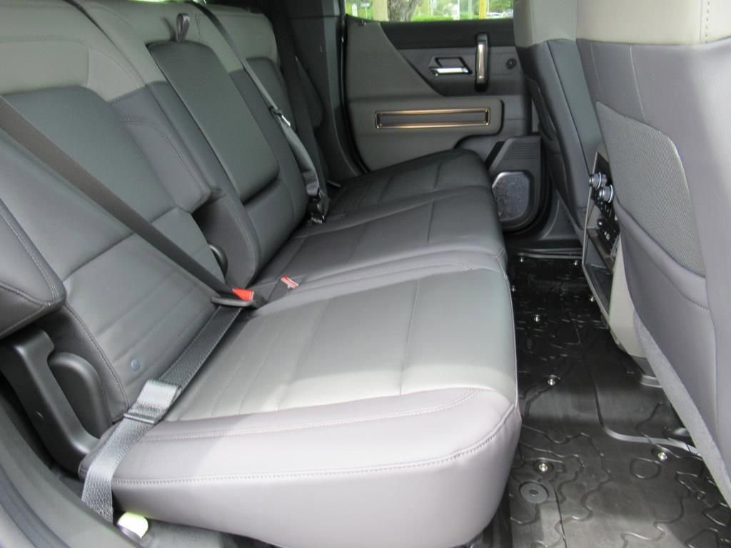 2025 GMC HUMMER EV 2X - Photo 30