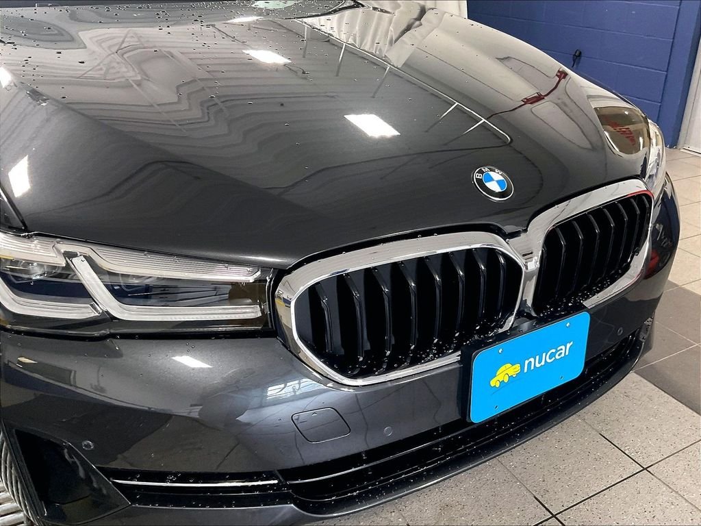 Used 2023 Gray BMW 530i xDrive image 31