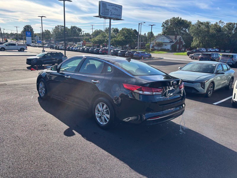 Used 2018 Black Kia LX image 6