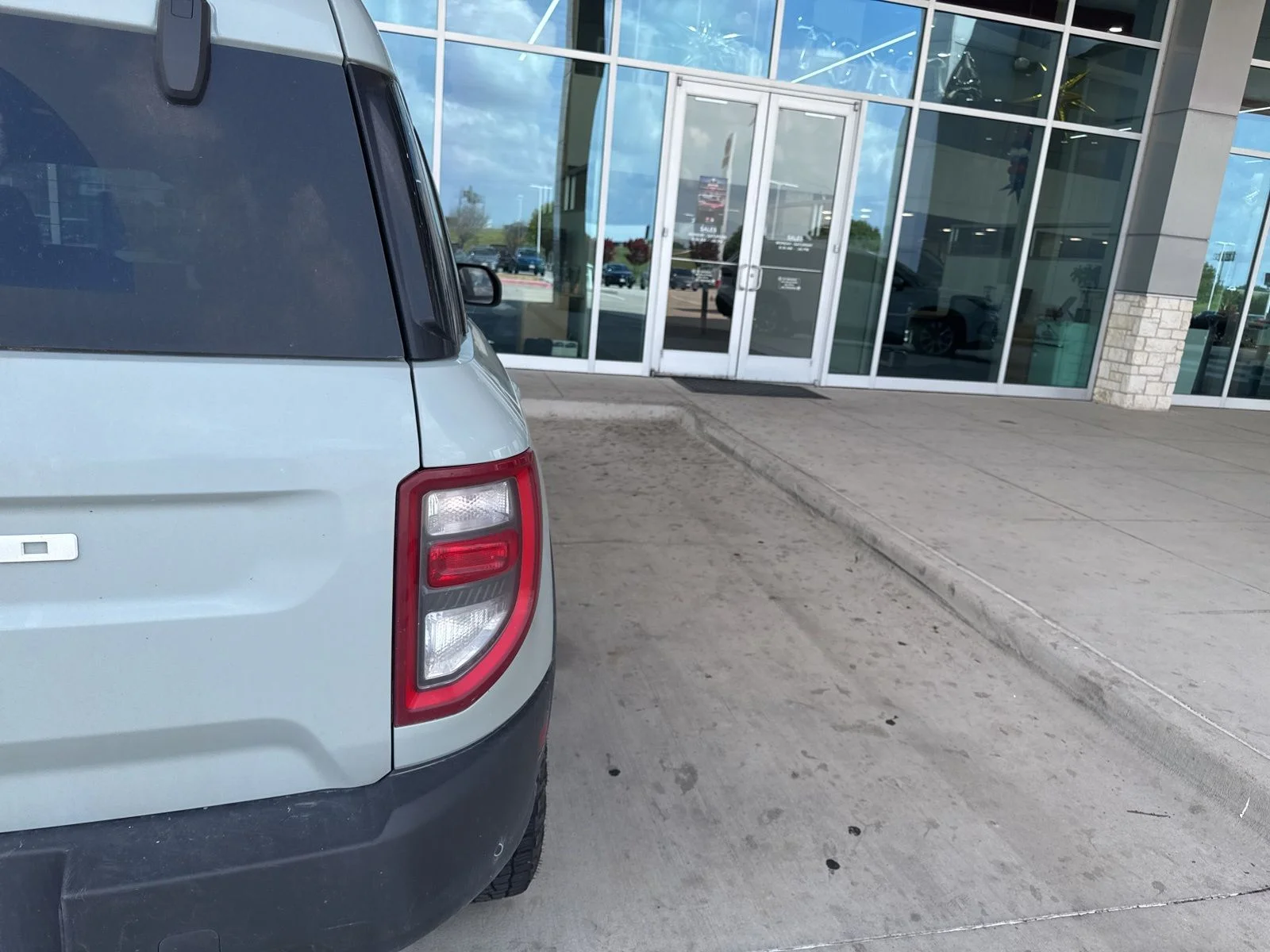 Used 2023 Green Ford Outer Banks image 7