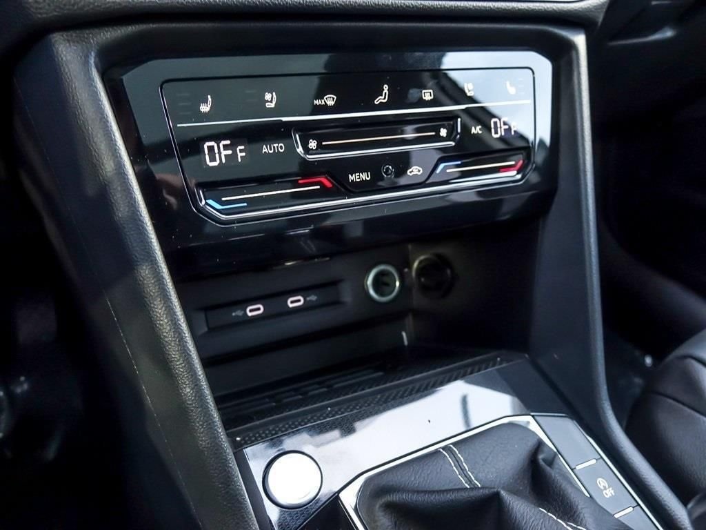 New 2026 Pure White Volkswagen 1.5T SEL image 19