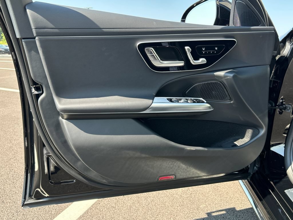 New 2026 Black Mercedes-Benz E 350 image 47