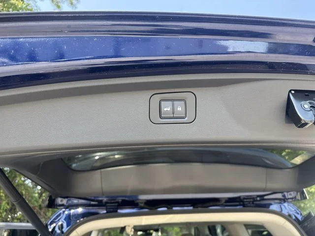 Used 2025 Blue Nissan Platinum image 14