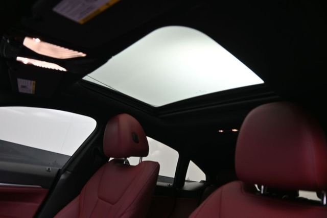 Used 2023 Gray BMW eDrive40 image 23