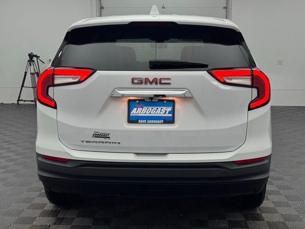 2024 GMC Terrain SLE - Photo 7