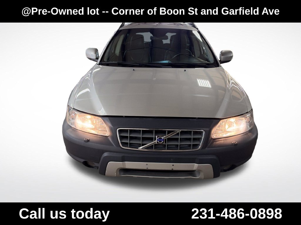 Used 2007  Volvo 2.5T image 8