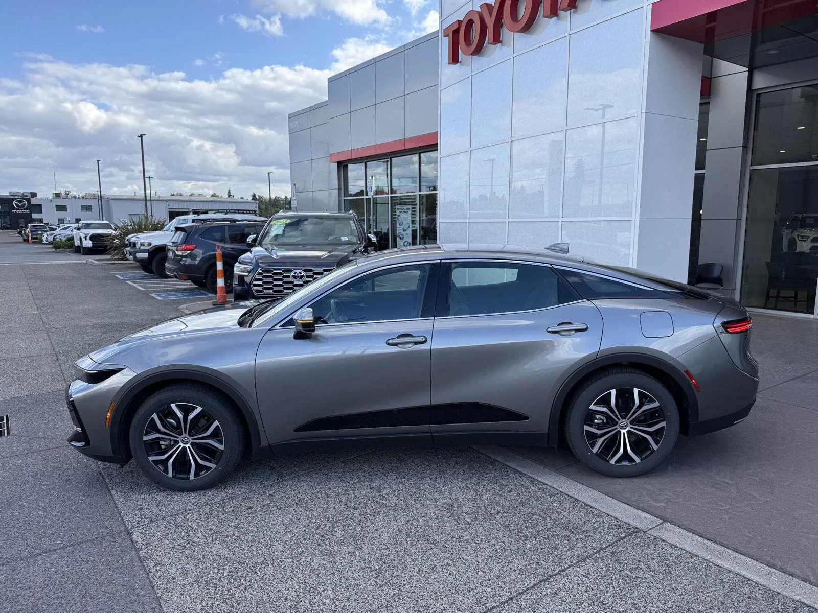 Used 2024 Heavy Metal Toyota XLE image 3