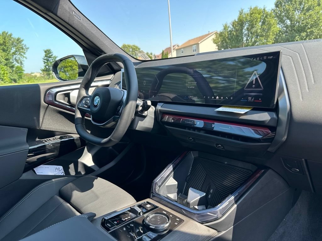 New 2026 Black Sapphire Metallic BMW 30 xDrive image 27