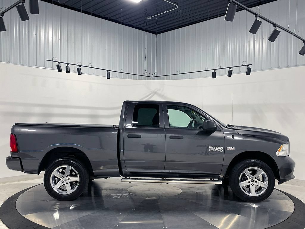 Used 2017 Granite Crystal Clearcoat Metallic Ram Express image 4