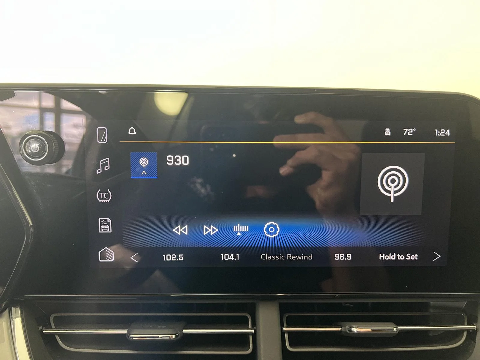 Used 2025 Marina Blue Metallic Chevrolet LT image 12