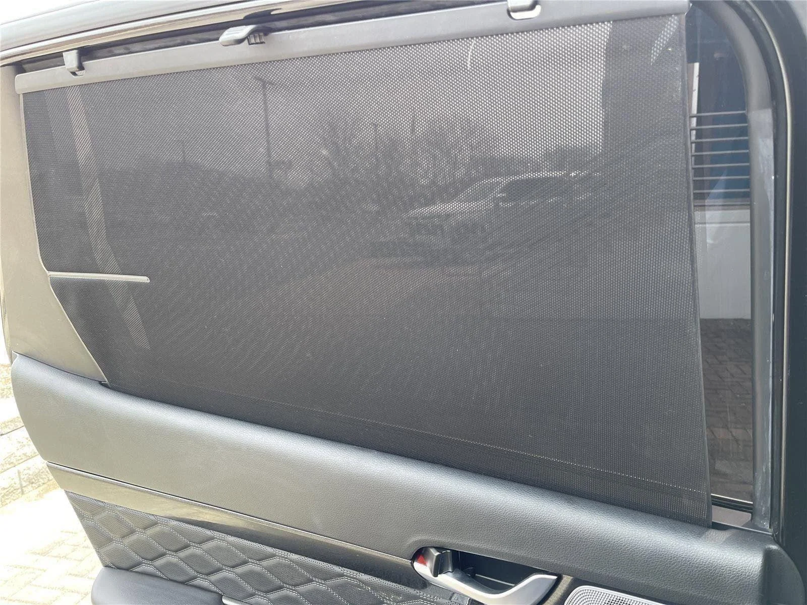 Used 2021 Black Hyundai Calligraphy image 41