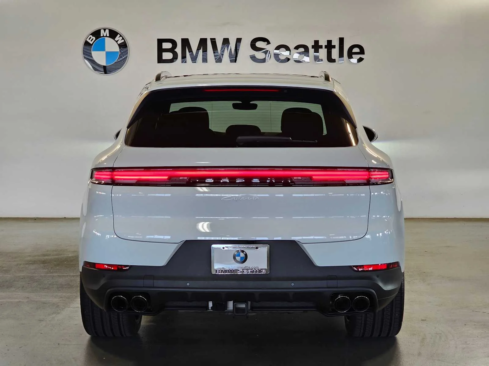 Used 2024 Carrara White Metallic Porsche  image 5