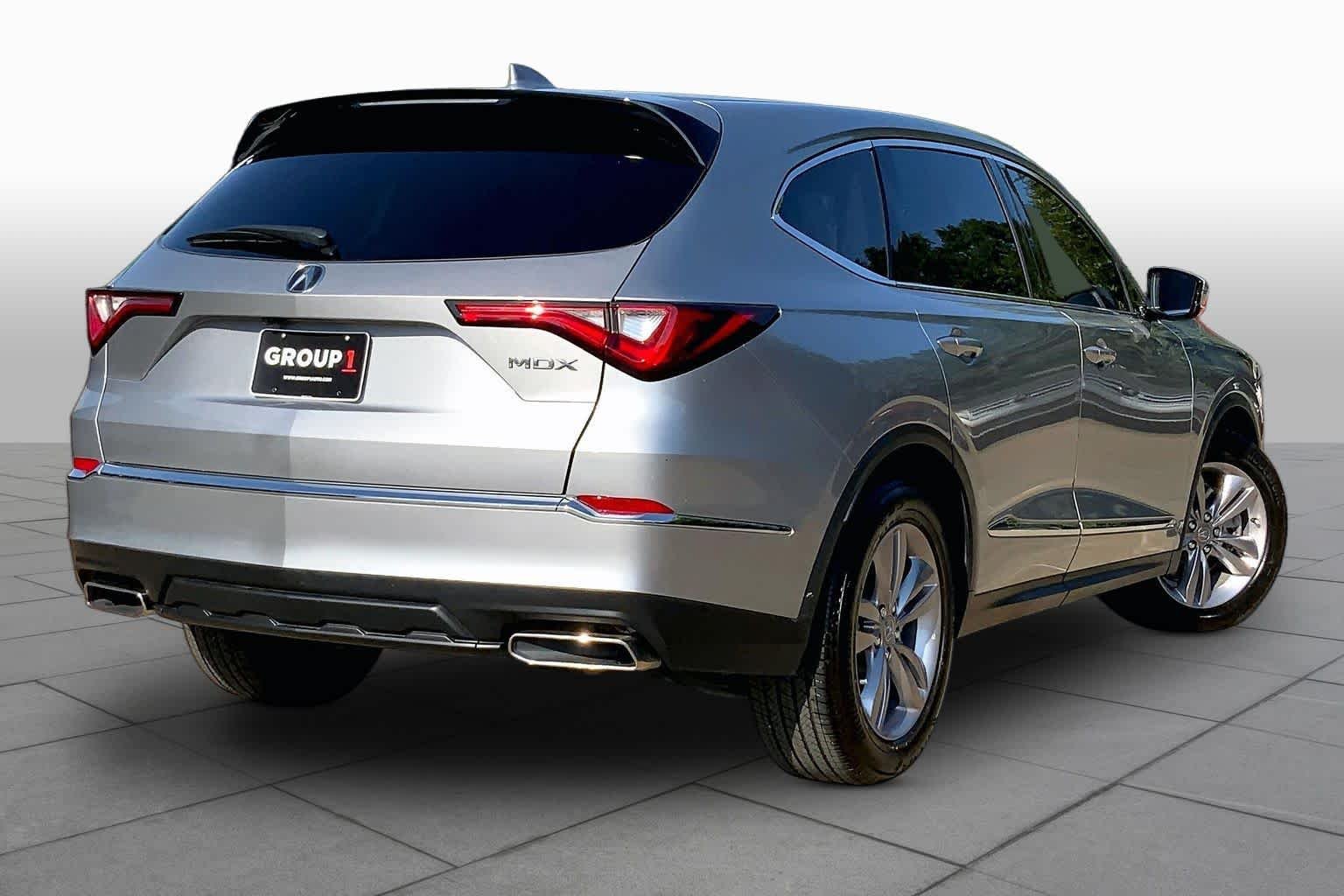 Used 2024 Lunar Silver Metallic Acura  image 13
