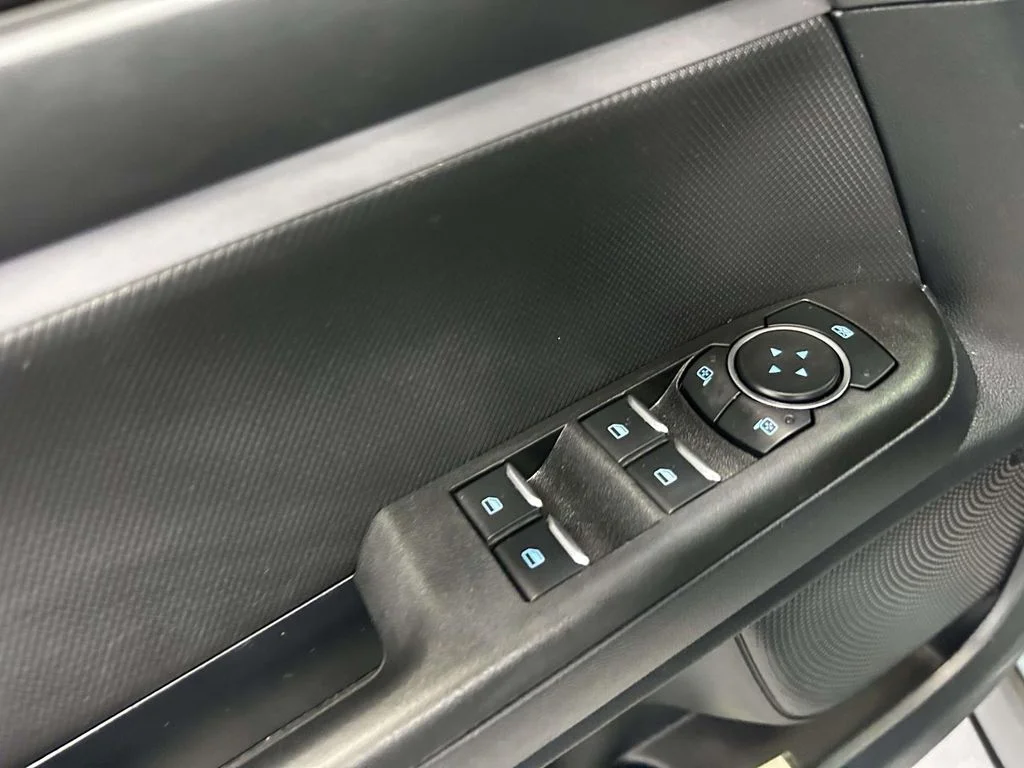 Used 2023  Ford Big Bend image 18