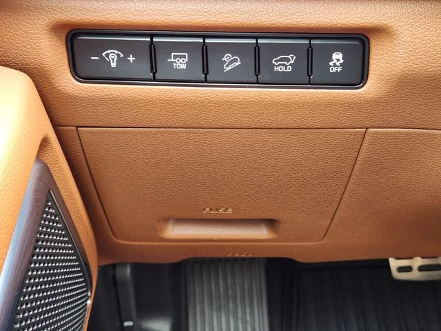 Used 2025 Black Kia SX-Prestige X-Line image 22