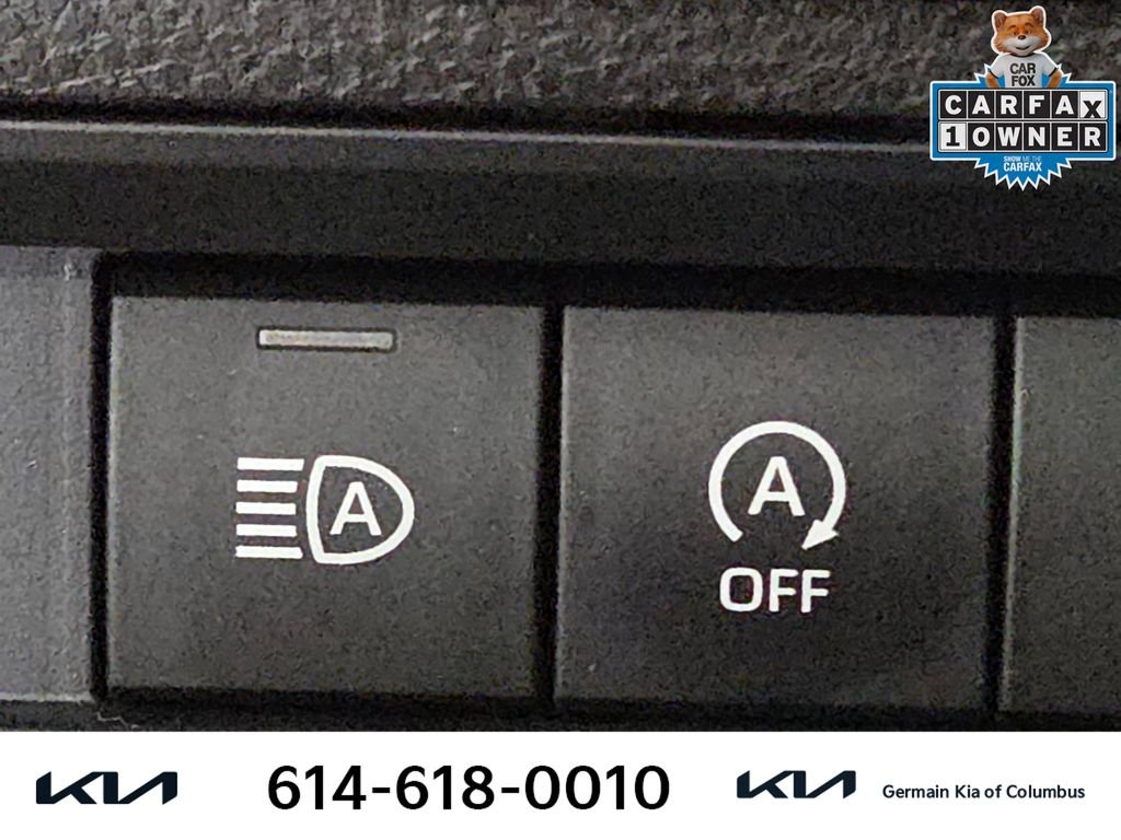Used 2024  Toyota SR5 image 30