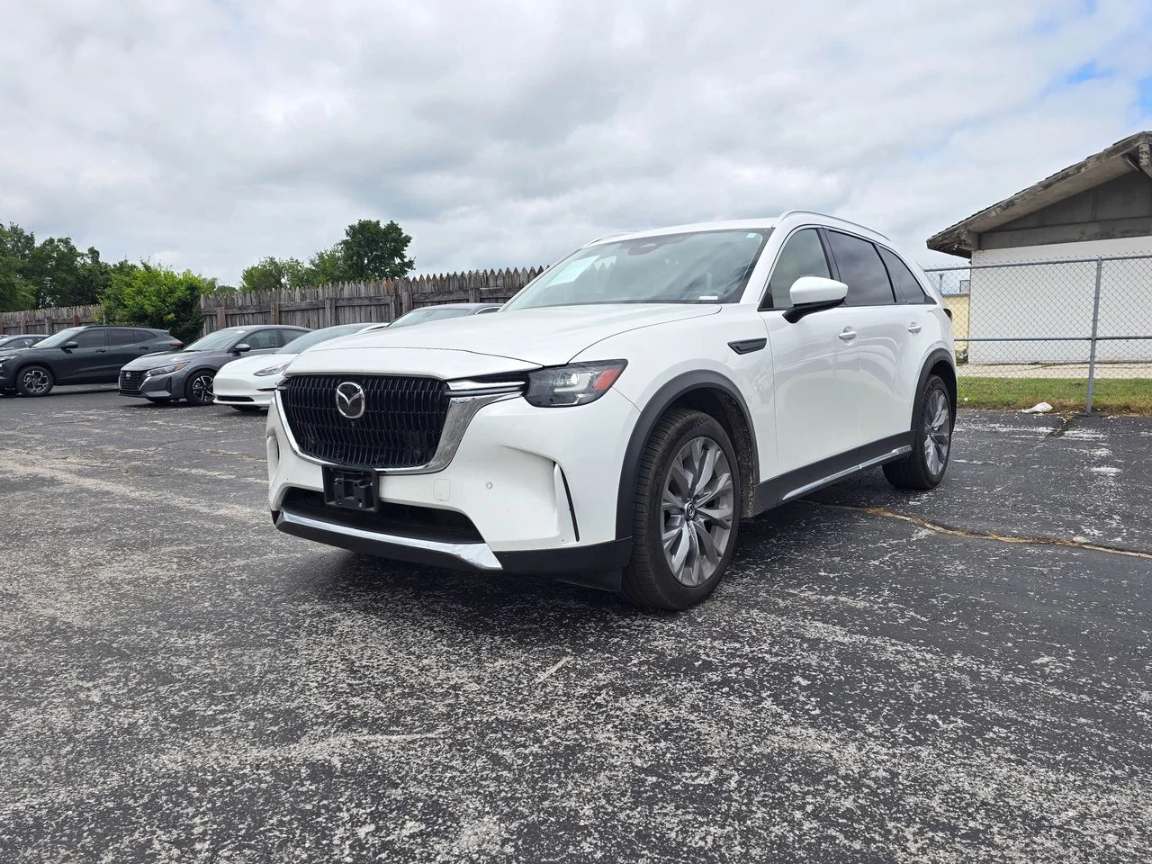 Used 2024 Rhodium White Premium Mazda 3.3 Turbo Premium Plus image 3