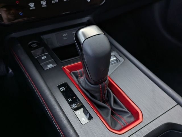 2025 Nissan Kicks SR - Photo 16