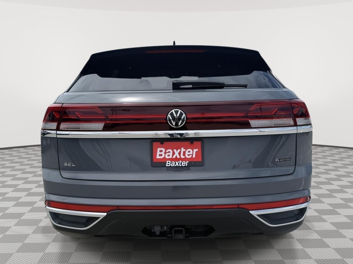 Used 2024 Pure Gray Volkswagen 2.0T SEL image 4