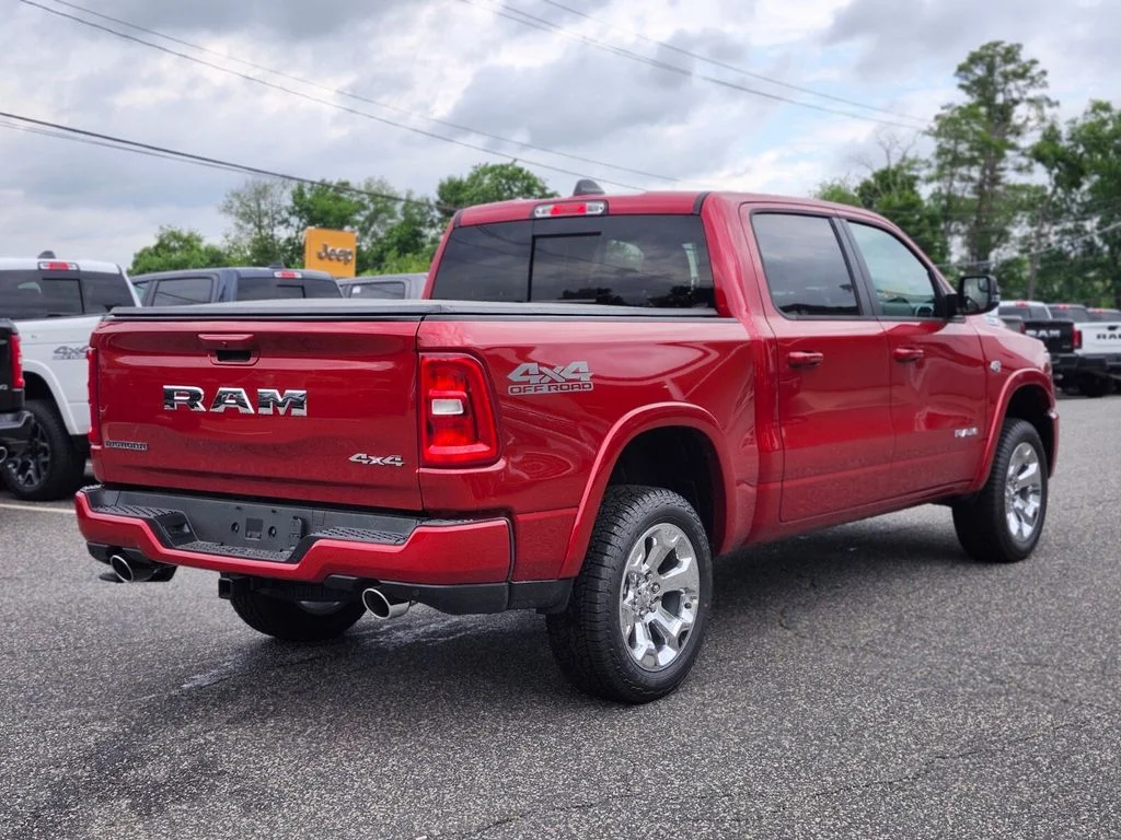 New 2026 Molten Red Pearl-Coat Exterior Paint RAM Big Horn/Lone Star image 5