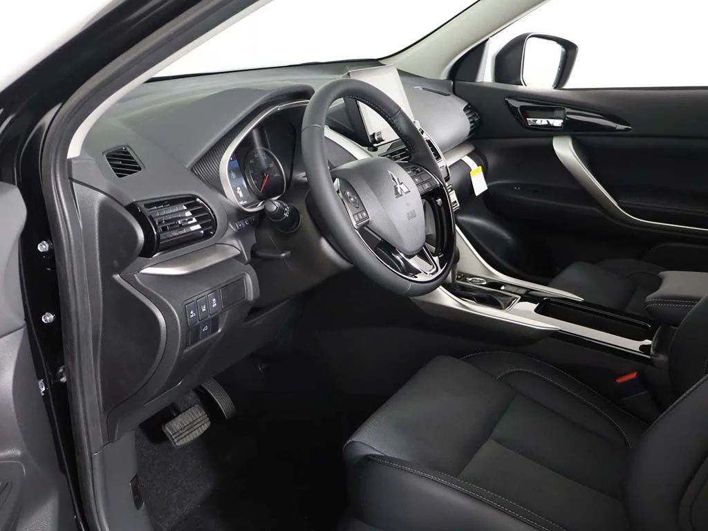 New 2026 Black Mitsubishi SE image 22
