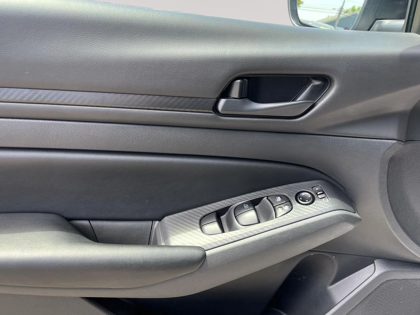 Certified Used 2025 Gun Metallic Nissan S image 21