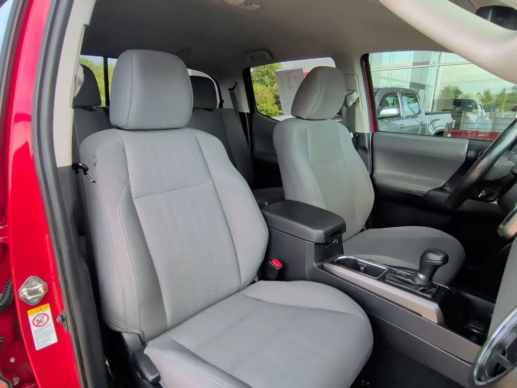 Used 2019 Red Toyota SR5 image 25