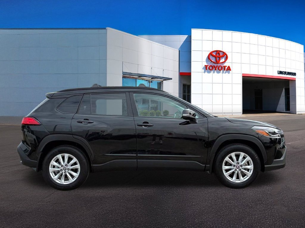 Used 2022 Black Toyota LE image 8