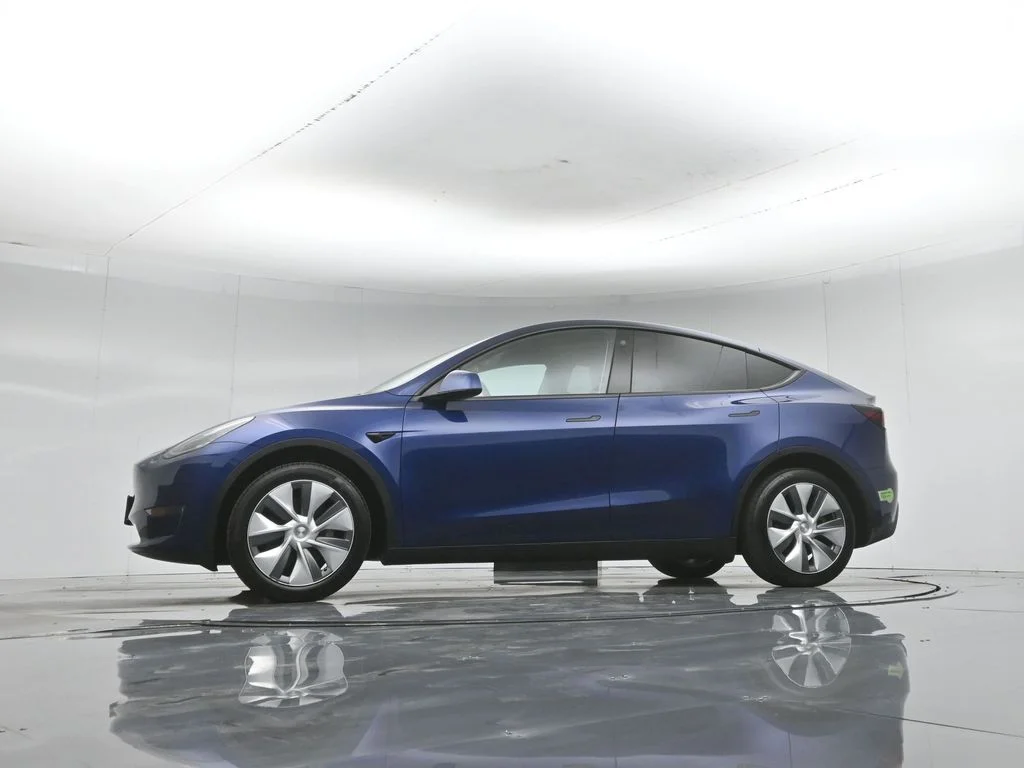Used 2023 Blue Tesla Long Range image 46