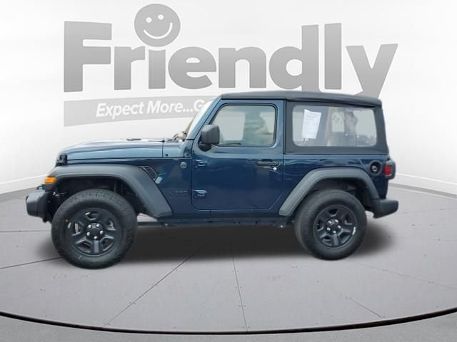 Used 2025 Blue Jeep Sport image 2