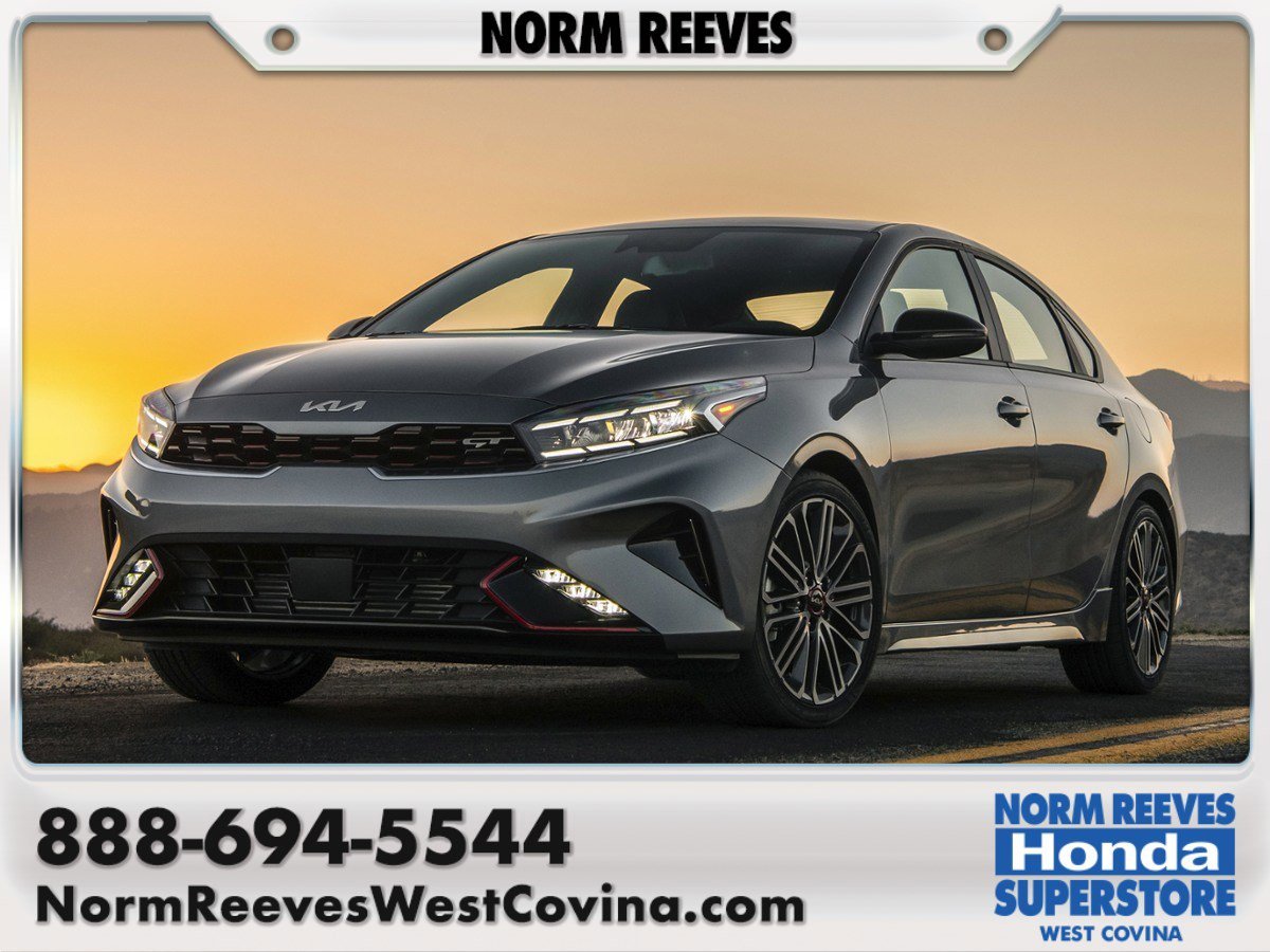 2023 Kia Forte GT-Line AT's photo