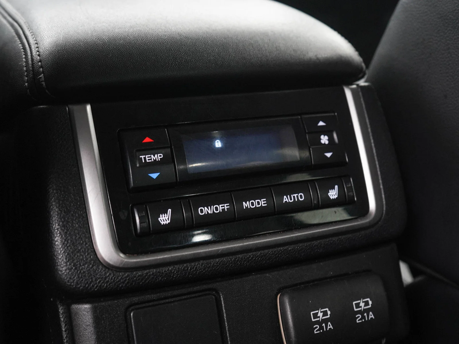 Used 2020 Magnetite Gray Metallic Subaru Limited image 18