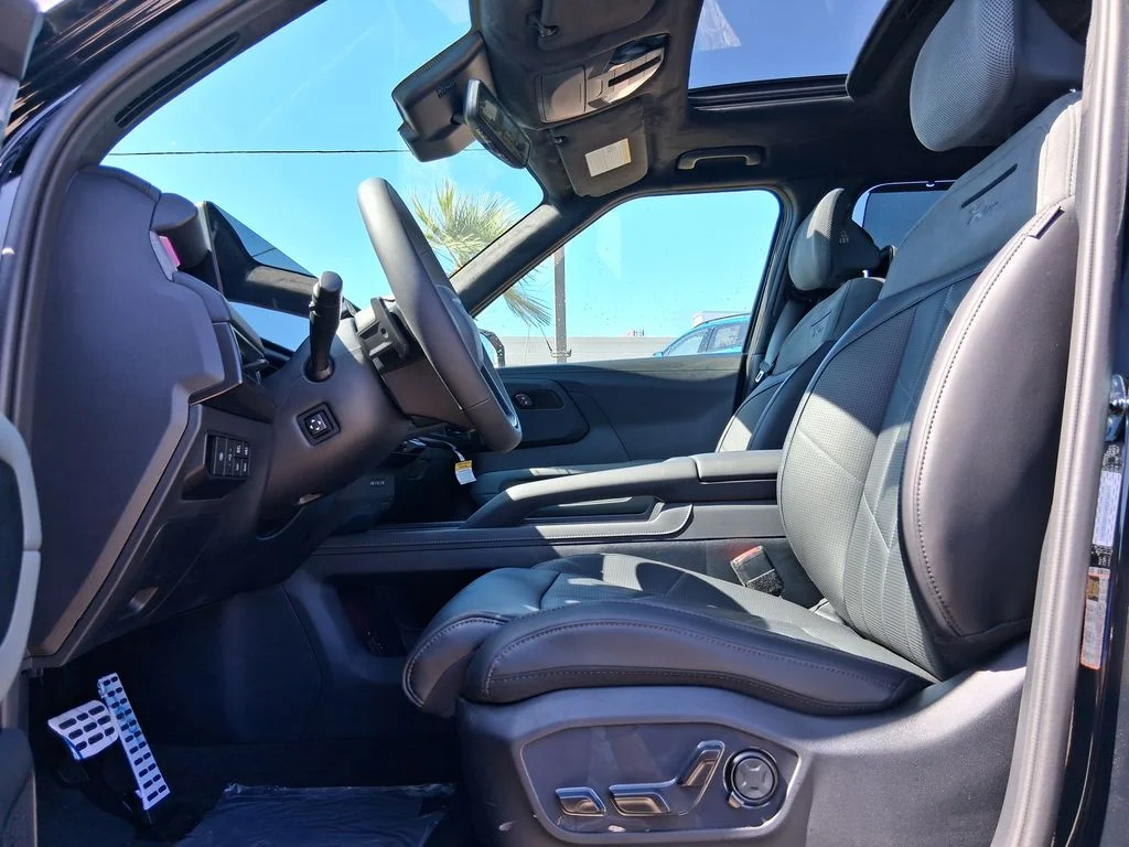 New 2027 Black Kia X-Line SX Prestige image 10