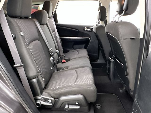 Used 2019 Gray Dodge SE image 17